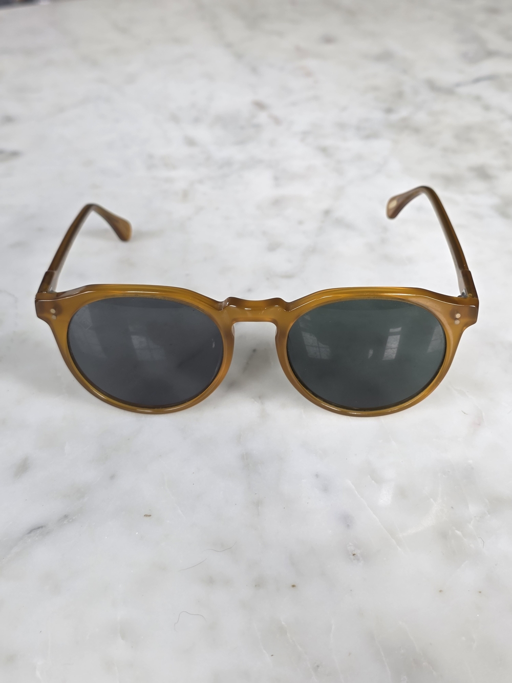 Raen Gold Round Frame Women's Polarized Sunglasses